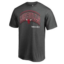 Load image into Gallery viewer, Chicago Bulls Noches Ene-Be-A Wordmark T-Shirt - Heather Gray NBA Guys Tee
