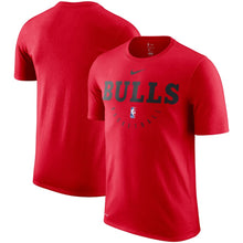 Load image into Gallery viewer, Chicago Bulls Practice Legend Performance T-Shirt - Red NBA Guys Tee
