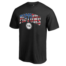 Load image into Gallery viewer, Detroit Pistons Banner Wave T-Shirt - Black NBA Guys Tee
